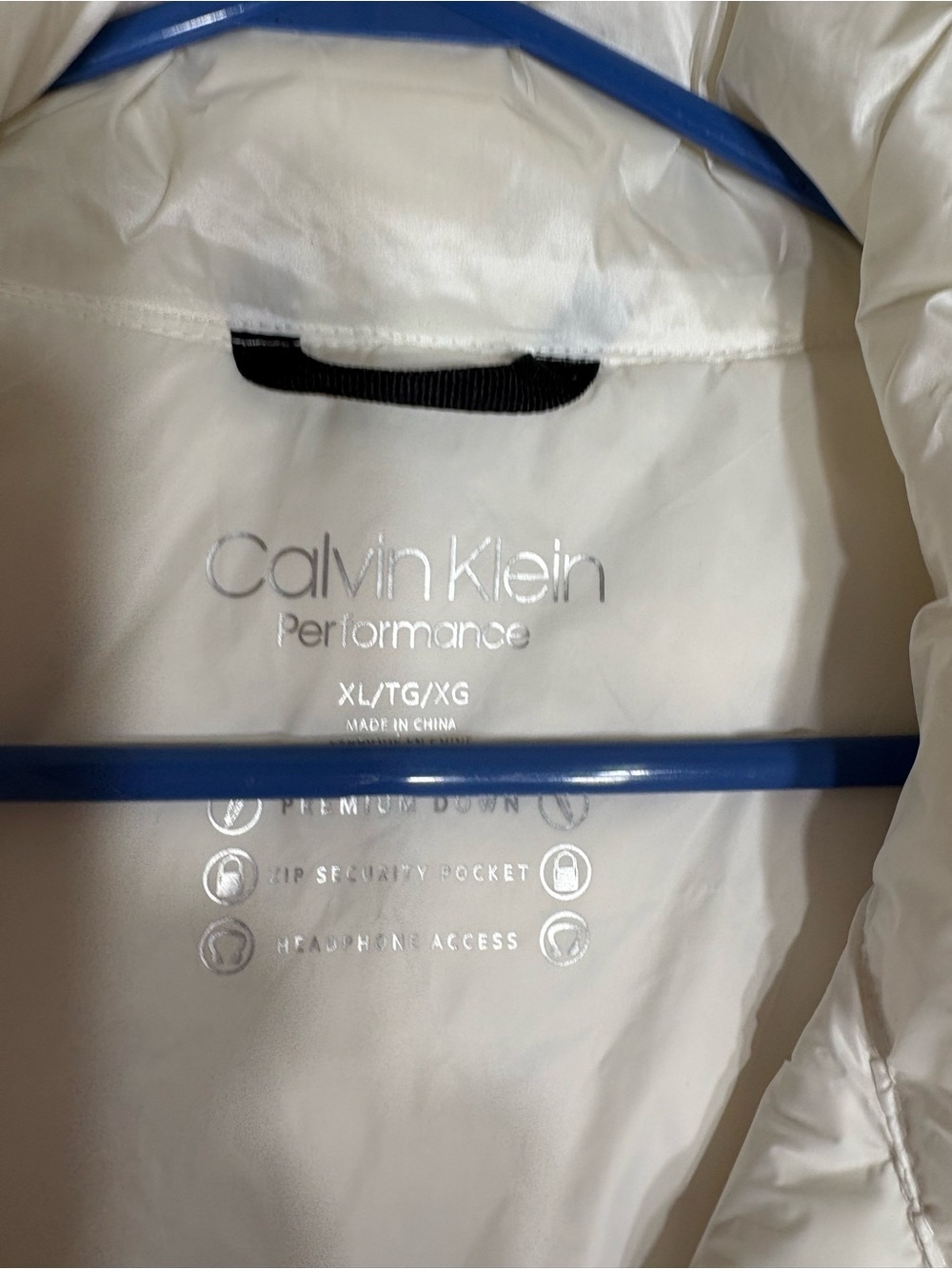 Calvin Klein “Performance” Down Vest XL New without Tags - Picture 7 of 12